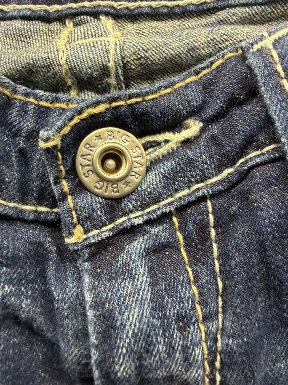 Big Star Remy Low Rise Fit Jeans Size 28R - Picture 4 of 16